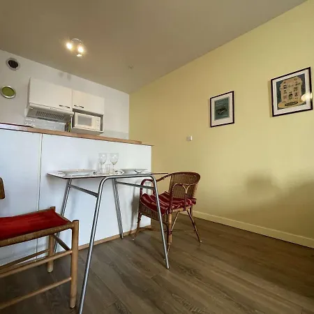 Appartement Studio La Rochelle, 1 Piece, 2 Personnes - Fr-1-246-633